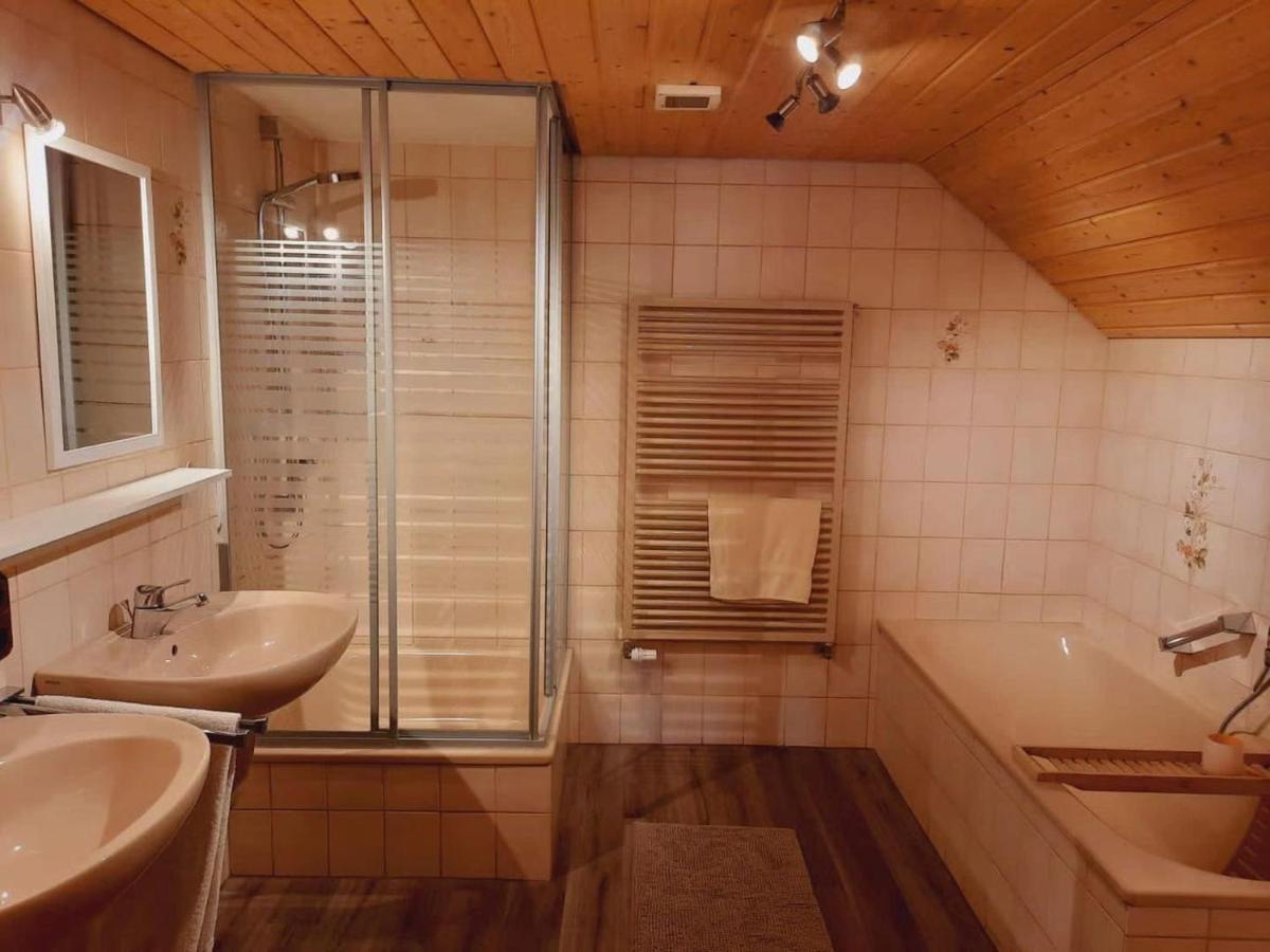Ferienwohnungen Rössle Stiefenhofen Exterior foto