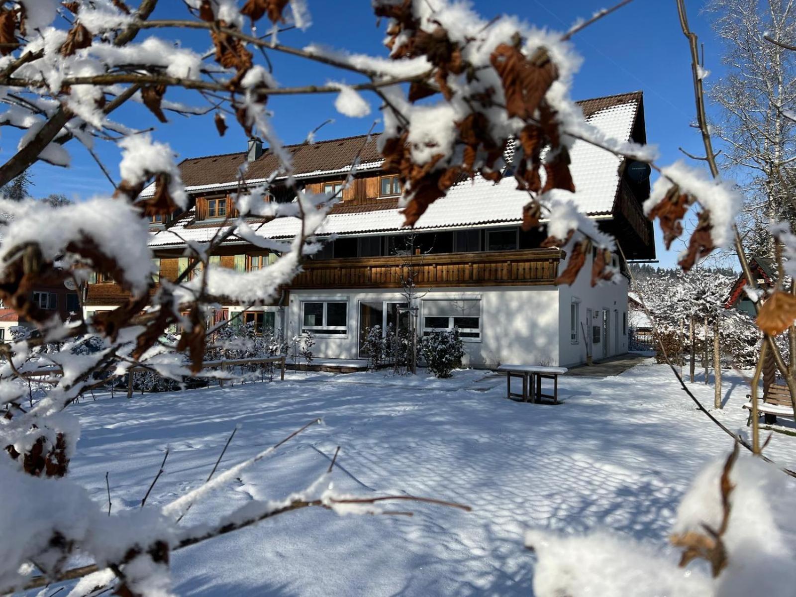 Ferienwohnungen Rössle Stiefenhofen Exterior foto